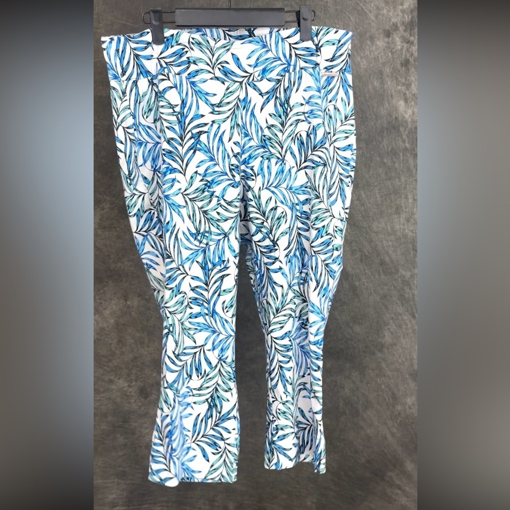 Roz & Ali Tropical Cropped Ankle Pants | Size 18 | Blue White Teal Palm Print